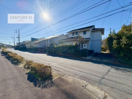 ���̑����n�@�O�ʓ��H��9���~30���I�z����ǍD�ȗ��n�ł��B
�Ԍɓ��ꂪ���ȕ������S�ł��ˁB