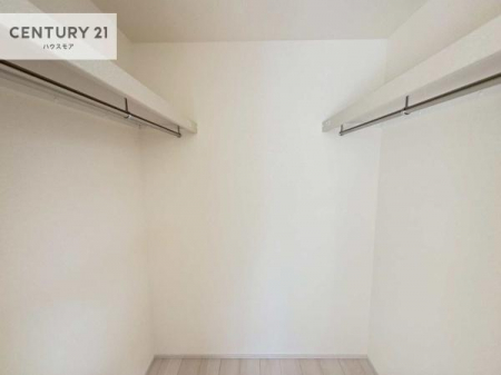 ���[�@�E�H�[�N�C���N���[�[�b�g�t���ł��B��������̂��m���Ȃǂ����[���Ă��������ł��ˁI���ɂ���@�������ȂǋG�ߕ��̑傫�ȉƓd�����[�ł��܂��I