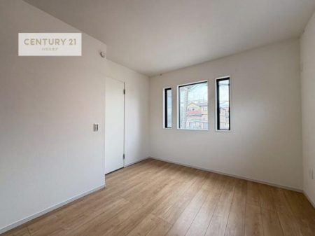 �Q���@�D���������������ޗm���́A���̖ڊo�߂��C�������ǂ������ł��ˁB���������Ԃ��������Ɖ߂������Ƃ��ł��܂��B�D�����F�����̃t���[�����O���ǂ�ȉƋ�ɂ��}�b�`���܂��I