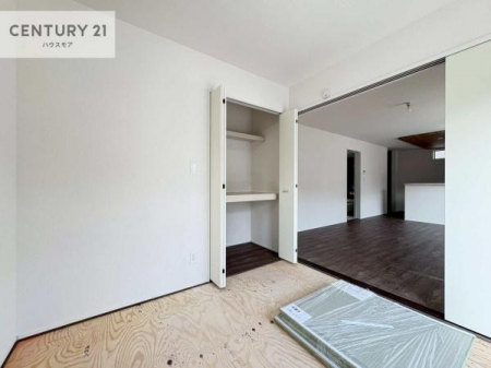 �a���@�܂���͕~����Ă���܂��񂪁A���r���O�Ɨאڂ��Ă���a���ł��I�q�ԂƂ��Ă͂������A�Ǝ��̋x�e�X�y�[�X�Ƃ��Ďg�p����̂������ł��ˁI