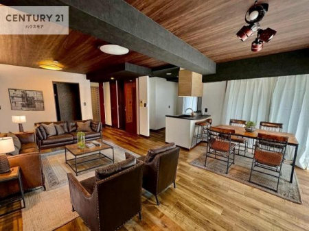 ���r���O�@�Ƌ��CG�p�[�X�ł��B��؂ȉƑ����W�܂邩�炱��LDK�ɂ͂�����肽���B
�q�����������C�ɏ΂��Ȃ��瑖�����Ă���p�����������u�L���Ƃɂ��ėǂ������v�Ǝv���u�Ԃł��B