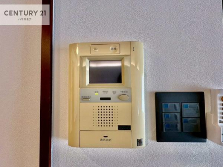 ���̑��@TV���j�^�[�t���C���^�[�z���ł��q�l�̂�����Ԓ��Ȃǂ����S�ł��ˁB
���낢��Ȃ���]���������܂�����A���q�l�̂��v�]���ǂ��ǂ������������������B
