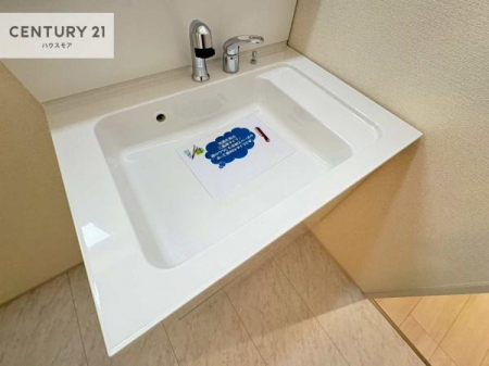 ���ʑ�E���ʏ��@�[�����ʑ�{�E���́A�������˂ɂ����̂ł�����ꂪ�y�X�I���������ۂĂ܂��I
�L���C�Ȑ��ʏ��Ŏ��������̃��`�x�[�V�������オ��܂��ˁI