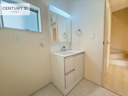 ���ʑ�E���ʏ��@�����t���̖��邢���ʎ��ł��I���C�������ɓ���ւ����ł��Đ����ɕۂ��Ƃ��ł��܂��I���R�����������ނ̂ł����ς̎d�オ����ǂ��Ȃ�܂��ˁI