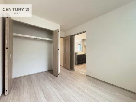 ���r���O�ȊO�̋����@���r���O�Ɨאڂ����m���ł��I�Ǝ��̋x�e�X�y�[�X��L�b�Y�X�y�[�X�Ƃ��Ċ��p����̂��悳�����ł��ˁI