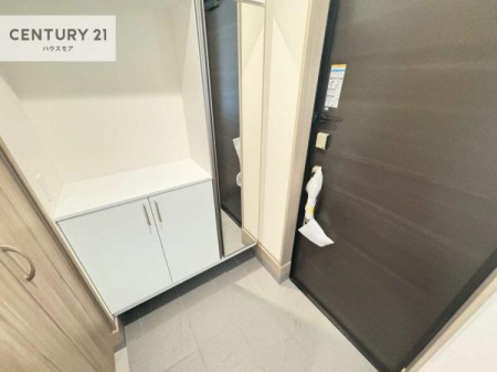 ���ց@�V���[�Y�{�b�N�X�t���Ȃ̂ŁA���ւ��Еt�����|�������₷���ł��I
�X�b�L���������ւŌ˂��J�����u�ԁA�������̂���S�n������Ԃ��o�}���Ă���܂��B