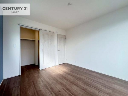 ���r���O�ȊO�̋����@���[�X�y�[�X�����Ă��܂��I�������X�b�L�����ڂ��鎖���ł��܂��ˁB
�Ƌ��I�΂Ȃ��V���v���ȃf�U�C���ׁ̈A�Ƌ��I�΂����C�ɓ���̋�ԍ�肪�ł������ł��ˁB