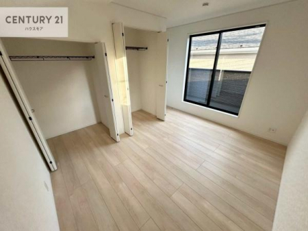 �m���@���[���������肠��̂ŉƋ�̔z�u�����₷���A���C�t�X�^�C���ɍ��킹����������肪�\�ł��B