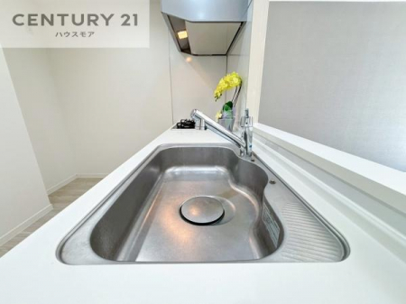 �L�b�`���@���C�h�ȃV���N�ł��ˁI�������˂ɂ������������₷���Ǝ����y�X�d�l�̃V�X�e���L�b�`���ł��I
�f�U�C�����Ƌ@�\�������˂��L�b�`���Ő�����������܂��ˁI