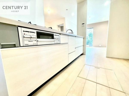 ���}�@�J�[�X�y�[�X�t���I�}�C�J�[���������̕������S�ł��ˁB
�����T���̂������E���v�]�Ȃǂ���܂�����A���Ȃ�ƃX�^�b�t�܂ł��\���t�����������I