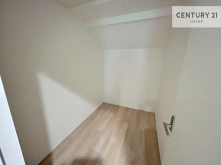 ���[�@���[�͂ɗD�ꂽ��3���̔[�˕t���B�g�p�p�x�̒Ⴂ�����܂Ƃ߂Ă��܂��邽�߁A�e�������L���L���Ɏg���܂��B
�܂��������Ǝ��X�y�[�X�ȂǁA���p�r�Ɏg���܂��I