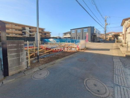 ���̑����n�@�O�ʓ��H�͓���4m���H�ɖʂ��A���̌�����荞�݂₷���A�����������Z���ł��B