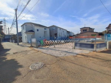 ���̑����n�@�O�ʓ��H��4���I�z����ǍD�ȗ��n�ł��B
�Ԍɓ��ꂪ���ȕ������S�ł��ˁB