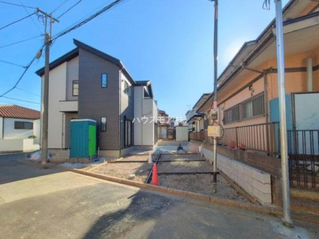 ���ԏ�@���ԃX�y�[�X��2�䕪����܂��I�Z�J���h�J�[�͂������A�o�C�N�⎩�]�ԂȂǂ��u���ꏊ�ɍ���܂���B