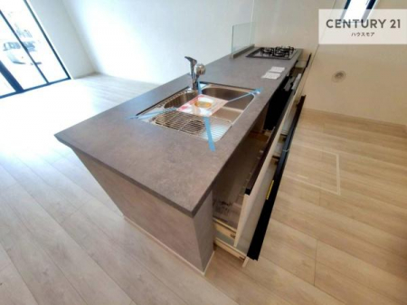 �L�b�`���@���[�X�y�[�X���L�x�ŁA�����X�y�[�X���X�b�L���ƕЕt���Ђ�`�����p�ł��܂��I
���K�ɍ�Ƃ��ł��܂��I�����̗���������܂��I