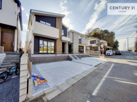 ���̑����n�@�O�ʓ��H�͍L�X8���I�z����ǍD�ł��B
�Ԍɓ��ꂪ���ȕ������S�ł��ˁB