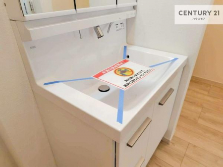 ���ʑ�E���ʏ��@�[�����ʑ�{�E���́A�������˂ɂ����̂ł�����ꂪ�y�X�I���������ۂĂ܂��I
�L���C�Ȑ��ʏ��Ŏ��������̃��`�x�[�V�������オ��܂��ˁI