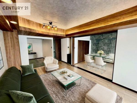 ���r���O�@�Ƌ��CG�p�[�X�ł��B�אڂ���6���̗m�����J������΁A���L���L�т₩�ȋ�ԂƂ��Ă��g�����������܂��B
���C�t�X�^�C���ɍ��킹�āA�_��ɊԎ���ς�����̂����͂ł��B