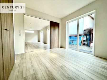 ���r���O�ȊO�̋����@�V���v���Ƀf�U�C������Ă��邽�߁A�Ƌ��I�т܂���I
���C�ɓ���̉Ƌ��u���Ă��낰���Ԃ���邱�Ƃ��ł��܂��B