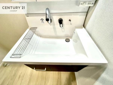 ���ʑ�E���ʏ��@�[�����ʑ�{�E���́A�������˂ɂ����̂ł�����ꂪ�y�X�I���������ۂĂ܂��I
�L���C�Ȑ��ʏ��Ŏ��������̃��`�x�[�V�������オ��܂��ˁI