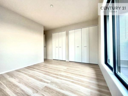 ���r���O�ȊO�̋����@���[�X�y�[�X�����Ă��܂��I�������X�b�L�����ڂ��鎖���ł��܂��ˁB
�Ƌ��I�΂Ȃ��V���v���ȃf�U�C���ׁ̈A�Ƌ��I�΂����C�ɓ���̋�ԍ�肪�ł������ł��ˁB