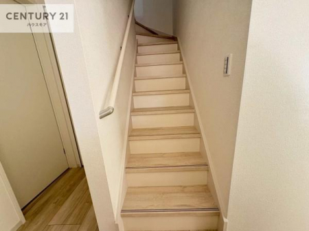 ���̑����ρ@�K�i�͖��邭�萠������Ă��܂��B���q�l�₲�N�z�̕������S���Ă����p�����܂��ˁB