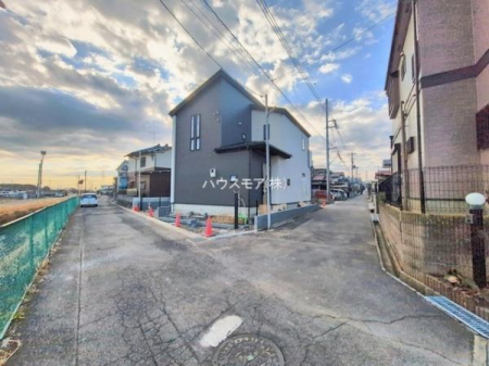 ���̑����n�@�O�ʓ��H4���~4.04���I�z����ǍD�ȗ��n�ł��B
�Ԍɓ��ꂪ���ȕ������S�ł��ˁB