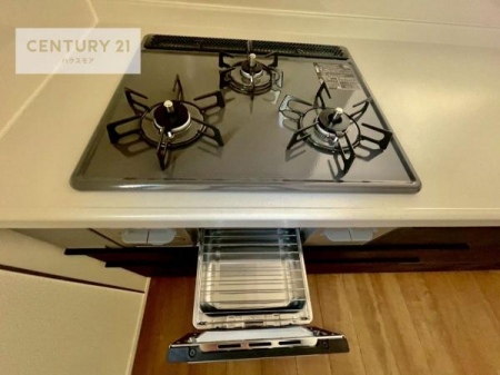 �L�b�`���@�R�����͎O������̂ł������̓����i�s���ł��܂��B
�������O�����t���ł��B�����X�y�[�X���L�X���Ă���׍�Ƃ����₷���I�g�����肪�ǂ��V�X�e���L�b�`���ł��I