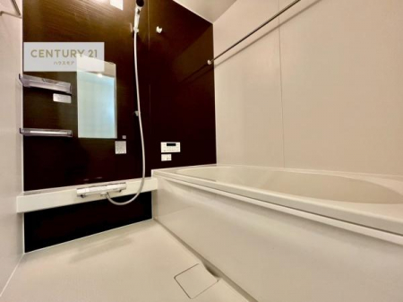 �����@�������������l�̕��͋C�̃o�X���[���́A�����o�Ă��ăo�X�^�C�����[���I
���d���撣���Ă��邲�J���ɂ��D�݂̓����̓����܂����āA�y����ł݂Ă͂������ł��傤���H