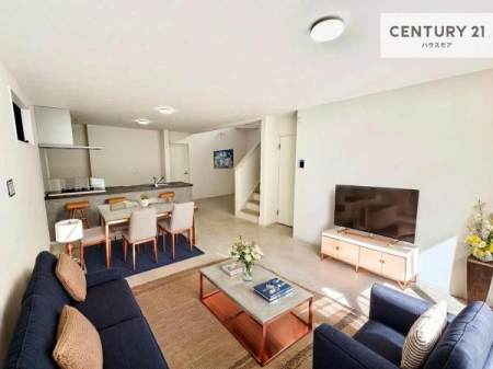 ���r���O�@�Ƌ��CG�p�[�X�ł��B�S�n�ǂ����r���O�͉Ƒ������R�ƏW�܂�܂��B�Ƒ��c�R�̎��Ԃ����������ł��B���Ƒ��ƁA����w�[���������Ԃ��߂��������ł��ˁB