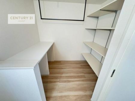 ���[�@���ʒE�ߎ��̓����h���[���[���t���ł��B�^�I����n���J�`�A�p�W���}�A�����Ȃǂ̎��[�ɕ֗��ł��B