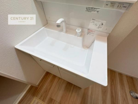 ���ʑ�E���ʏ��@�[�����ʑ�{�E���́A�������˂ɂ����̂ł�����ꂪ�y�X�I���������ۂĂ܂��I
�L���C�Ȑ��ʏ��Ŏ��������̃��`�x�[�V�������オ��܂��ˁI