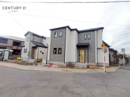 ���̑����n�@�O�ʓ��H��6���I�z����ǍD�ȗ��n�ł��B
�Ԍɓ��ꂪ���ȕ������S�ł��ˁB