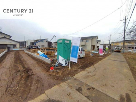 ���̑����n�@�O�ʓ��H4���I�z����ǍD�ȗ��n�ł��B
�Ԍɓ��ꂪ���ȕ������S�ł��ˁB