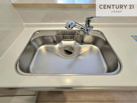 ���d�l�ʐ^(�L�b�`���j�@���C�h�ȃV���N�ł��ˁI�������˂ɂ������������₷���Ǝ����y�X�d�l�̃V�X�e���L�b�`���ł��I
�f�U�C�����Ƌ@�\�������˂��L�b�`���Ő�����������܂��ˁI�y���d�l�ʐ^�z