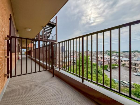 �Z�˂���̒��]�ʐ^�@������������Z��X�A�C�����̗ǂ������ʂ蔲����X���݂ł��B���ꂽ���ɂ͐�������n����J���I�Ȏ��Ԃ��y���߂܂��B�C�����̗ǂ������ʂ蔲����X���݂ł��I