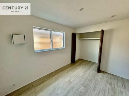 �m���@���[�X�y�[�X�����Ă��܂��I�������X�b�L�����ڂ��鎖���ł��܂��ˁB
�Ƌ��I�΂Ȃ��V���v���ȃf�U�C���ׁ̈A�Ƌ��I�΂����C�ɓ���̋�ԍ�肪�ł������ł��ˁB