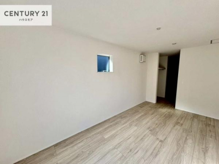 ���r���O�ȊO�̋����@���[�X�y�[�X�����Ă��܂��I�������X�b�L�����ڂ��鎖���ł��܂��ˁB
�Ƌ��I�΂Ȃ��V���v���ȃf�U�C���ׁ̈A�Ƌ��I�΂����C�ɓ���̋�ԍ�肪�ł������ł��ˁB