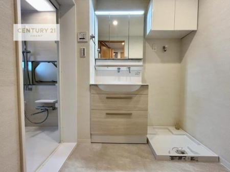 ���ʑ�E���ʏ��@�O�ʋ��d�l�̐��ʏ��́A�g�����Ȃ݂����₷������I���͎��[�ɂȂ��Ă��܂��B�h���C���[�₨���ϓ����Еt������̂Ő��ʑ������X�b�L���ƌ����邱�Ƃ��o���܂��I