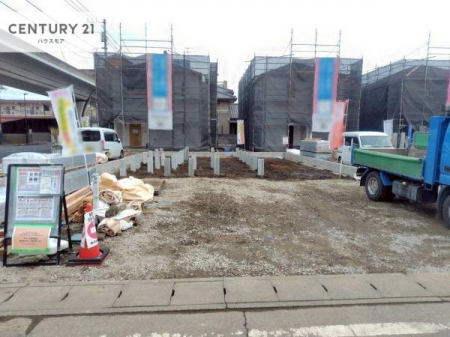 ���ԏ�@���ԃX�y�[�X��2�䕪����܂��I�Z�J���h�J�[�͂������A�o�C�N�⎩�]�ԂȂǂ��u���ꏊ�ɍ���܂���B