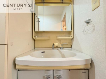 ���ʑ�E���ʏ��@�O�ʋ��d�l�̐��ʏ��́A�g�����Ȃ݂����₷������I���͎��[�ɂȂ��Ă��܂��B�h���C���[�₨���ϓ����Еt������̂Ő��ʑ������X�b�L���ƌ����邱�Ƃ��o���܂��I