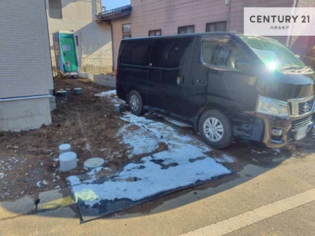 ���ԏ�@���ԃX�y�[�X��2�䕪����܂��I�Z�J���h�J�[�͂������A�o�C�N�⎩�]�ԂȂǂ��u���ꏊ�ɍ���܂���B