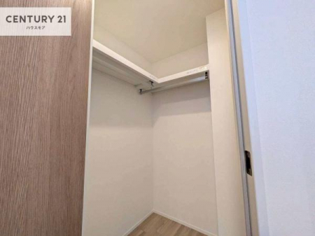 ���[�@�E�H�[�N�C���N���[�[�b�g�t���ł��B��������̂��m���Ȃǂ����[���Ă��������ł��ˁI���ɂ���@�������ȂǋG�ߕ��̑傫�ȉƓd�����[�ł��܂��I