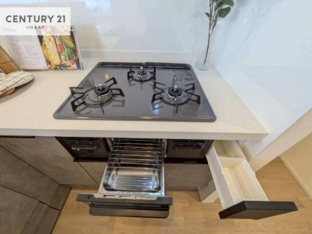 �L�b�`���@�R�����͎O������̂ł������̓����i�s���ł��܂��B
�������O�����t���ł��B�����X�y�[�X���L�X���Ă���׍�Ƃ����₷���I�g�����肪�ǂ��V�X�e���L�b�`���ł��I