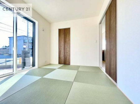 �a���@�^�^�~�̍��肪���炬��^����A�����b�N�X��ԁB�����傫���J�����̂���a���ƂȂ��Ă���܂��B���{�l�̐S������u�a�v�̋�ԁB�䑐�̍���Y����Ԃ͖����̂ЂƎ������o���Ă���܂��I