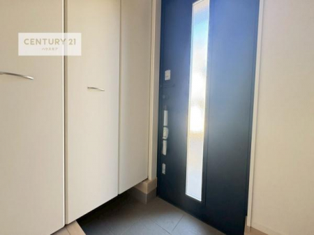 ���ց@�V���[�Y�{�b�N�X�t���Ȃ̂ŁA���ւ��Еt�����|�������₷���ł��I
�X�b�L���������ւŌ˂��J�����u�ԁA�������̂���S�n������Ԃ��o�}���Ă���܂��B