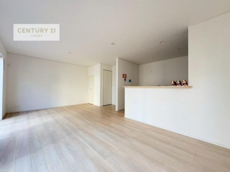 ���r���O�@�L�X�_�C�j���O�X�y�[�X�I������肨�H���B�΂��������y�������Ԃ��߂����܂��B���X�̔���������܂��I