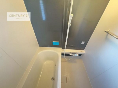 �����@�������������l�̕��͋C�̃o�X���[���́A�����o�Ă��ăo�X�^�C�����[���I
���d���撣���Ă��邲�J���ɂ��D�݂̓����̓����܂����āA�y����ł݂Ă͂������ł��傤���H