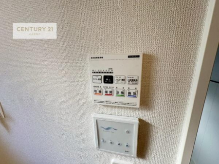 ���̑��@����������g�[���t���Ă��閣�͓I�Ȏd�l�ł��I�~��̓q�[�g�V���b�N�̗\�h�ɂ��g���܂��B
�J�̓��ł������󕨂���������̂ŁA���󕨂����ߍ��݂ɂ����I