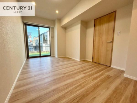 �Q���@����ɖʂ��Ă���m���ł��B���邭�����肪����A���C����������ł��܂��I���N���āA�O�ɏo�Ĕw�L�т����[�ċz�����ǂ������}������邱�Ƃ��ł��܂��B